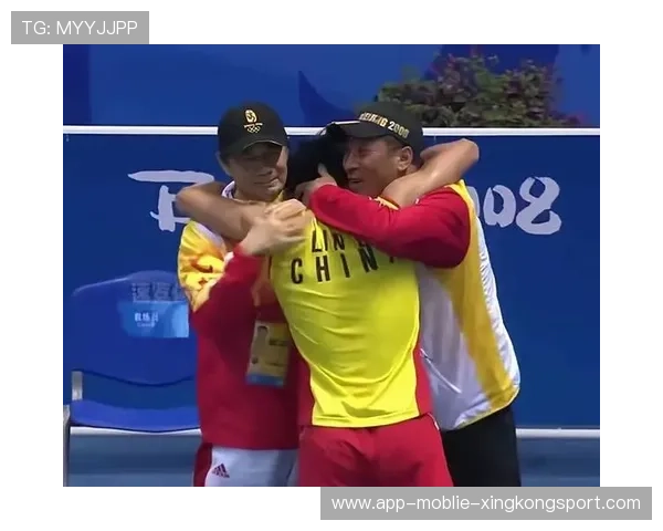 羽毛球决赛选手速度快到肉眼难跟——极致瞬息的竞技艺术