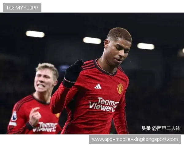 拉什福德低平球穿透对方防线 拉什福德低平球穿透对方防线